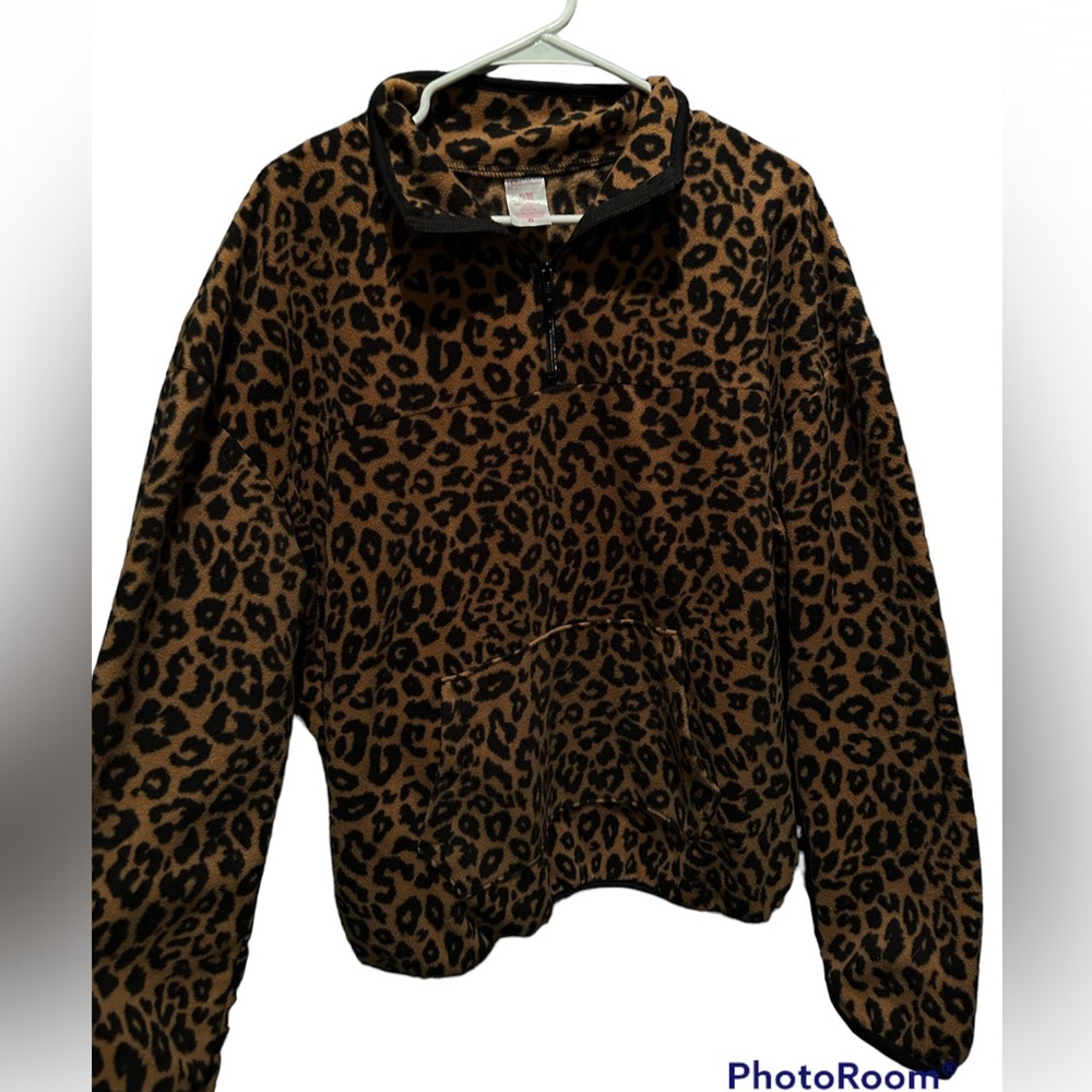 No boundaries cheetah print 1/4 zip up sweater